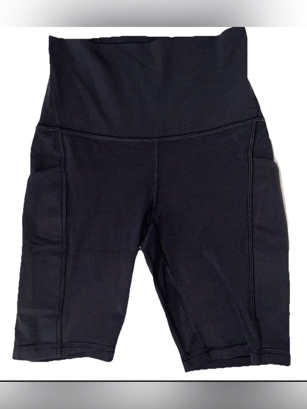 NWT LULULEMON SIZE 2 ALIGN HI RISE 8”L SHORT*POCKETS AUTHENTIC FUNDAMENTAL BLACK